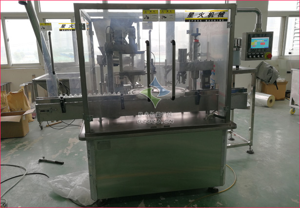 Сƿ�ۄ����b���wһ�w�C,Сƿ�tˎ��ĩ���b�C