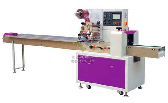 雞蛋卷枕式包裝機,蛋卷酥自動包裝機