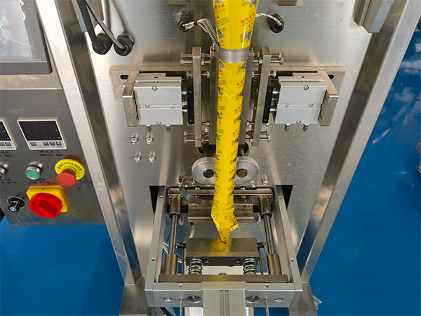 С����֭���b�C(j��)